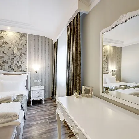 Boutique Diama Otel Mratín