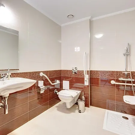Boutique Diama Szálloda Mratín