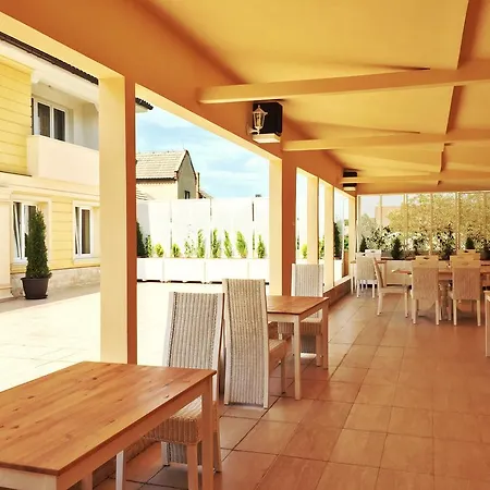 Boutique Diama Mratin