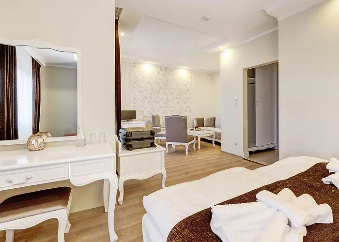 Boutique Diama Hotel Mratin