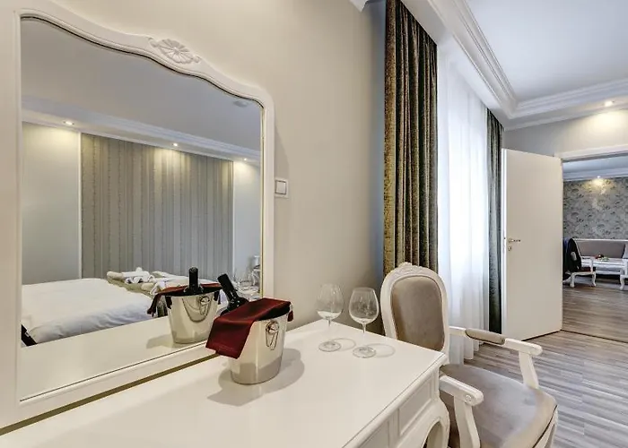 Boutique Diama Hotel Mratin